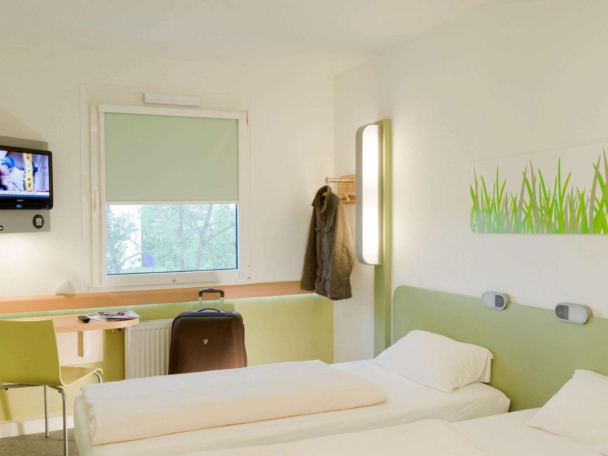 Ibis Budget Le Puy En Velay Buitenkant foto