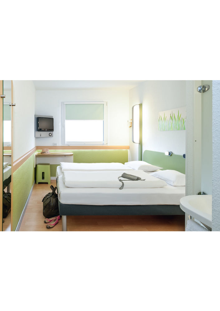 Ibis Budget Le Puy En Velay Buitenkant foto