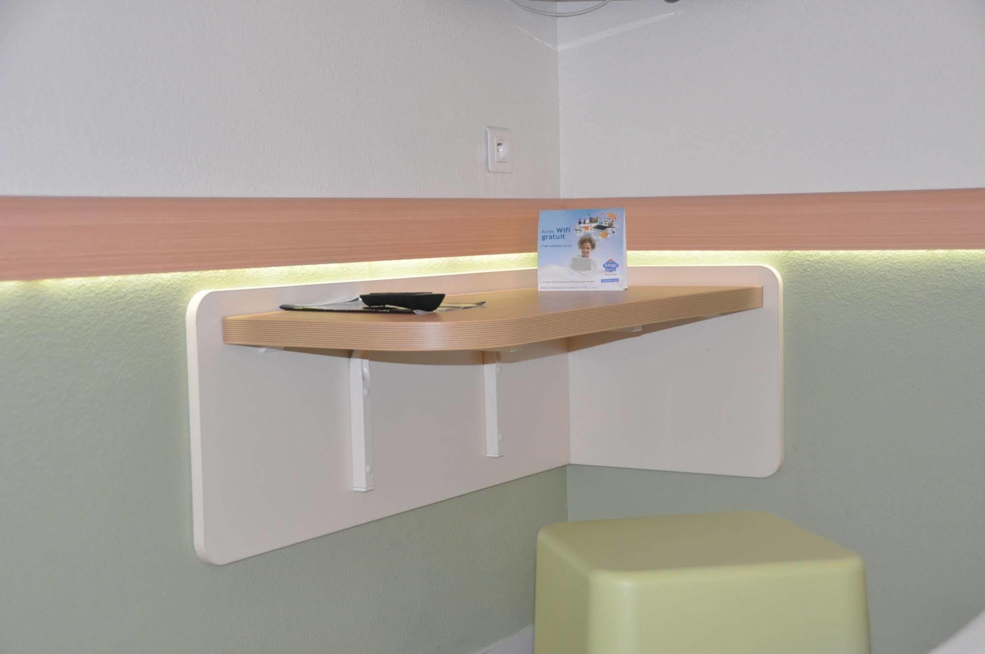 Ibis Budget Le Puy En Velay Buitenkant foto