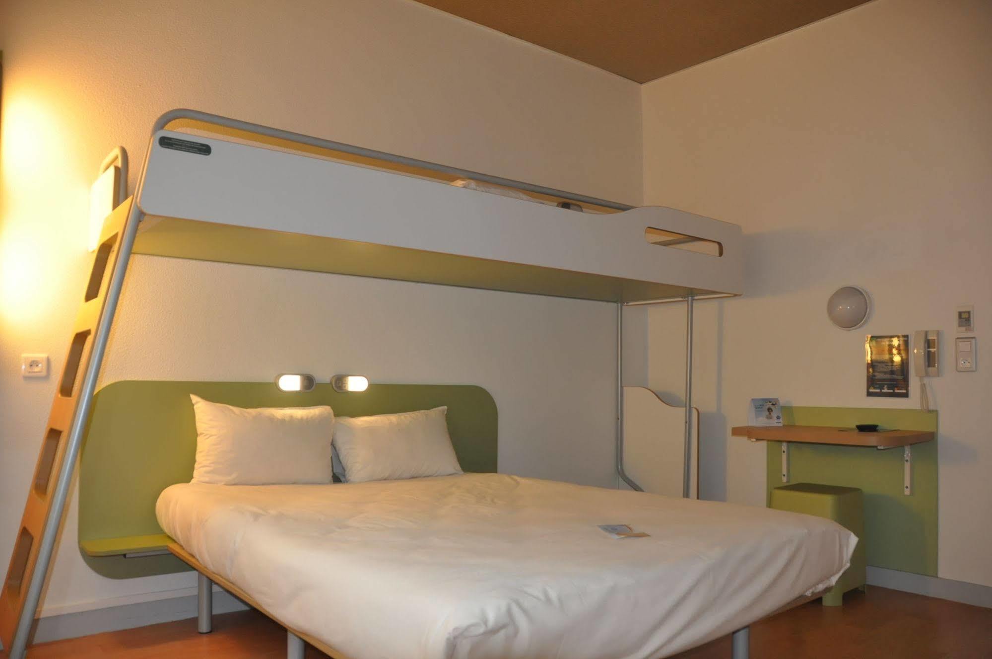 Ibis Budget Le Puy En Velay Buitenkant foto